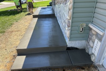 concrete-walkway-installation-new-richmond-mn