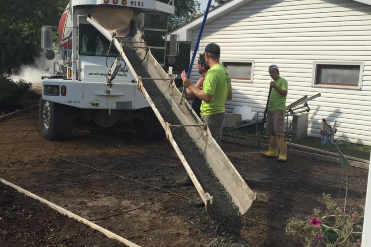 Repairing a Concrete Driveway_ How Do You Fix Cracked Concrete Image