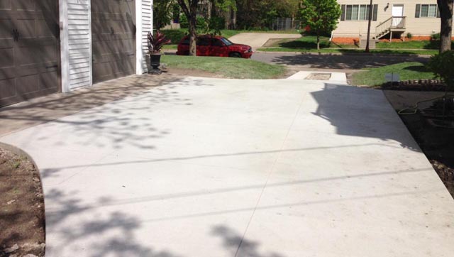 concrete-driveways-are-a-smart-investment