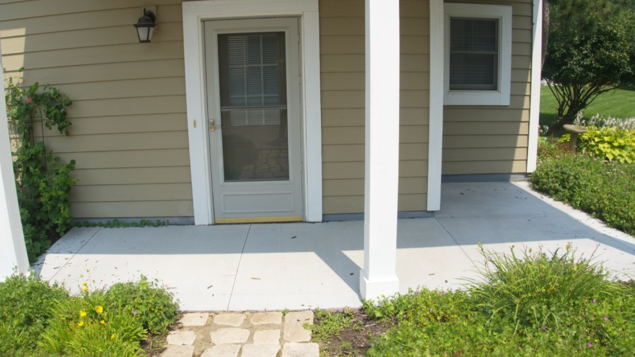 Custom Concrete Patios Image