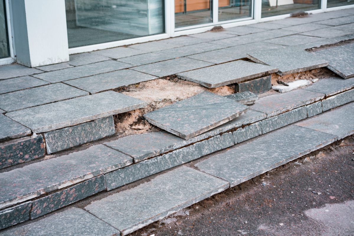 Blog Is It Time to Repair or Replace Concrete Steps?